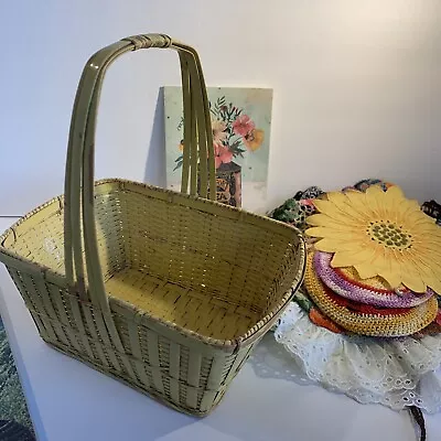 Vintage Yellow Wash Shabby Handled Basket~French Country~Farmhouse • $27.99