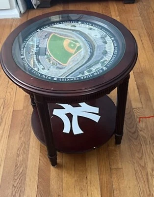 $649 • Buy 2006 Yankee Stadium End Table Danbury Mint New York Yankees Wood Glass MLB NYY