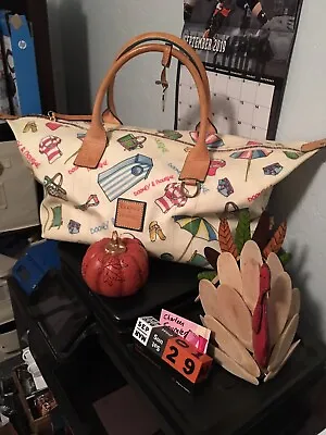 $400 • Buy Dooney And Bourke Beach Print Large Duffle &  Clear Tote EUC