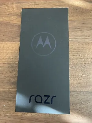 Motorola Razr 5G 2023 Brand New (Unlocked) XT2323-2 Sage Green • $419.95