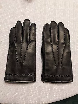 Rabbit Fur Lined Vinyl Gloves. Women's Size L • $4.99