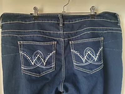 WRANGLER WOMEN’S JEANS Size 17/18 • $35