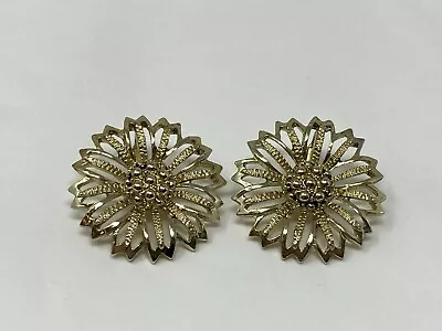 Vintage Goldtone SARAH COVENTRY Sunflower Flower Clip On Earrings • $18