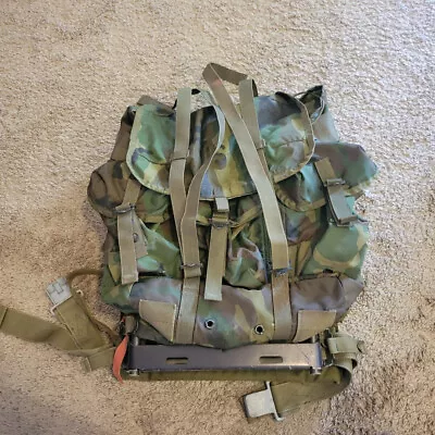 U.S. Army Field Pack Combat Woodland Nylon LC1 Medium ALICE Backpack WITH FRAME • $60