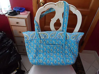 Vera Bradley Miller Bag In Retired Bermuda Blue Pattern • $32