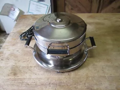 Vintage Waffle Maker Iron Circle  W  CD-4 Westinghouse 115 AC • $30