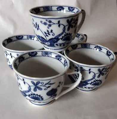 Set Of 5 Vintage Vienna Woods Fine China Tea Cups In Blue Onion Pattern • $9.99