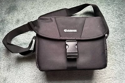 Canon EOS DSLR Camera And GadgetShoulder Bag 100ES • $13.99