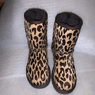 UGG Australia Women’s Leopard Print Classic Short Boots Exotic Calf Hair SZ.5 • $145