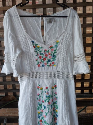 $80 • Buy Asos Floral Embroidery Lace Boho Folk 70s Style Maxi White Cotton Dress Size 14
