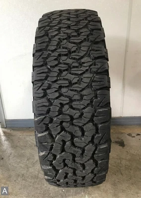 $250 • Buy 1x LT285/70R17 BFGoodrich All- Terrain T/A KO2 15/32 Used Tire