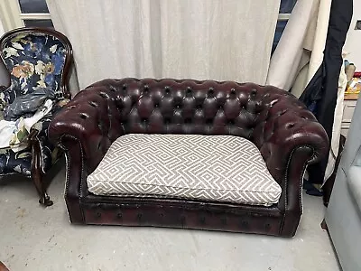 £175 • Buy Oxblood Chesterfield 2 Seater New Funky Cushion
