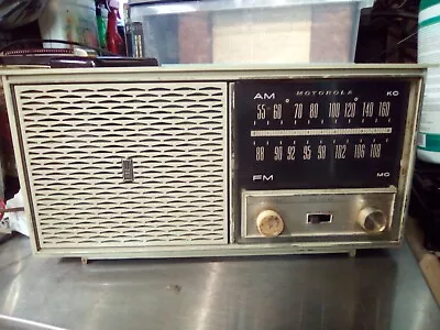 Motorola B8G Vintage Tube Radio Works • $48