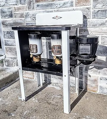 Vintage Blk/Wht Enamelware Perfection Stove Co Model 192 Ivanhoe Kerosene Stove • $449.99