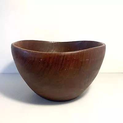 Vintage MCM Wooden Salad Bowl With Wavy Rim  • $38