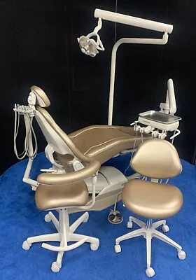 Midmark UltraComfort Operatory & Stools - Radius Delivery Assist. Pkg. & Light • $8995