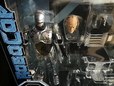 Robocop Ultimate Battle Damaged With Chair 35th Anniversary NECA MIB • £64.99