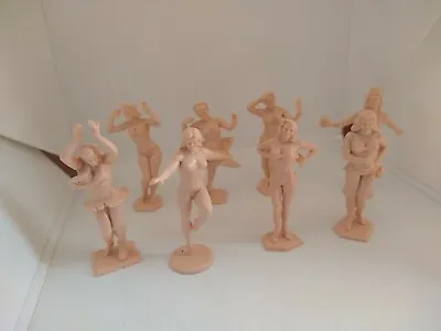 Vtg Rare Pin-up Doll Mexican Toy Bellezas 8 Pieces Plastic  • $19.99