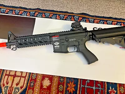 G&G Airsoft BB Rifle 6mm  FOR PARTS AND PROP USE ONLY & REPAIR COMBAT MACHINE • $60