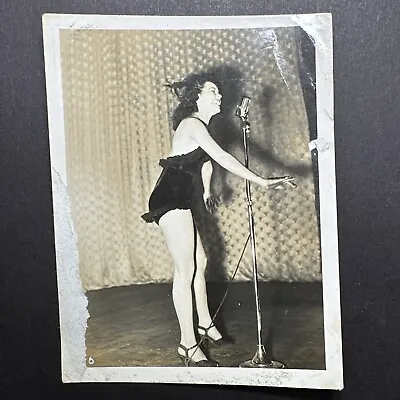 Vintage Photo 1940s Hollywood Actress USO SHOW “Navy Sextet” ORIGINAL CHAPMAN? • $11.35