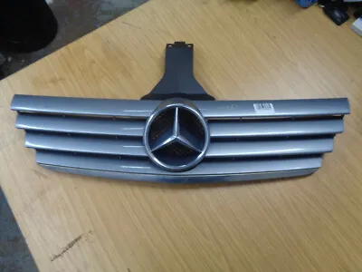 MERCEDES CL203 C180K COUPE Grille Grill A2038800383  • $98.65