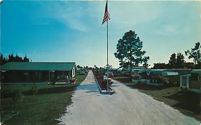 Postcard Isle Of Palms Mobile Home Trailer Court North St Petersburg Florida • $8.95