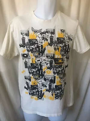 Vurt Men’s Tee-Vintage Boom Boxes Turntables Spray Paints M Beige Crew SS. EUC. • $23.99