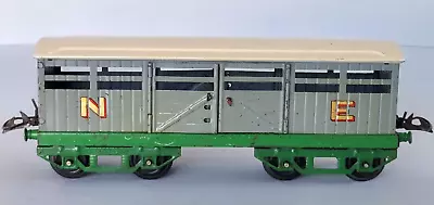 O Gauge HORNBY SERIES No. 2  N.E. Cattle Truck - Green Base / Bogie Wagon  C1933 • £19.95