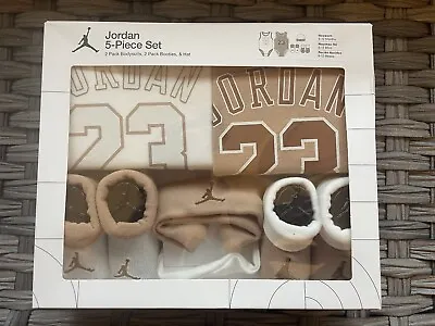 Jordan 5 Piece Baby Set (New) • £22
