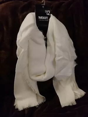 Women's J. C. Penney. Ivory. Oblong Scarf. Brand New. With Tags • $5