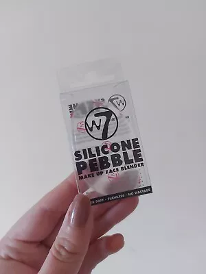 W7 Silicone Pebble Beauty Blender NEW • £2