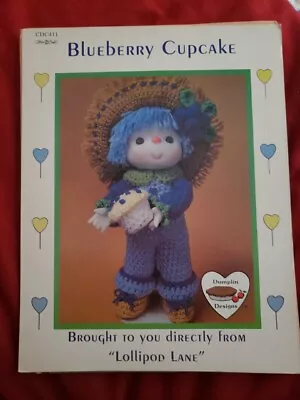 BLUEBERRY CUPCAKE Lollipop Lane - DUMPLIN DESIGNS Crochet Pattern CD411 • £4.99