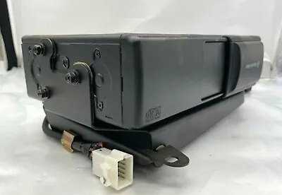 1999 Mercedes Ml430 W163 Radio 6-disk Cd Changer Player Unit Oem 1638201389 • $73.49