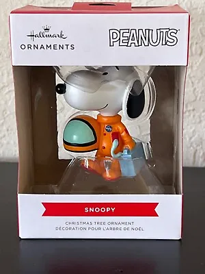 Macy's Thanksgiving Day Parade Peanuts NASA ASTRONAUT SNOOPY Christmas Ornament • $19.54