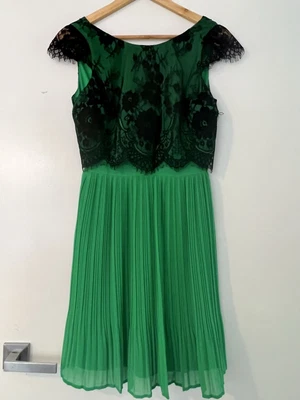 $22.90 • Buy Review Dress Sz 8