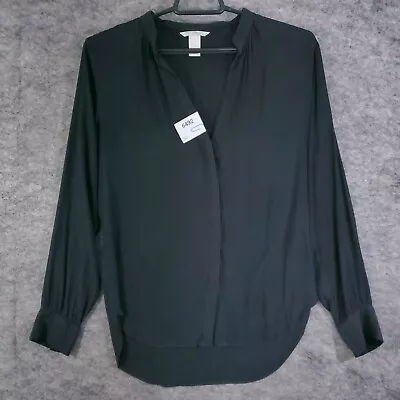 H&M Top Womens 6 Shirt Black Hidden Button-Up Semi-Sheer V-Neck Long Sleeve • $7.49
