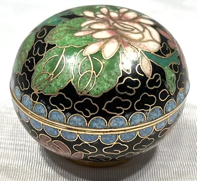 Vintage Cloisonne Enamel Small Trinket  Box With Lid 1  5/8  X 1  1/4  Tall • $23.10