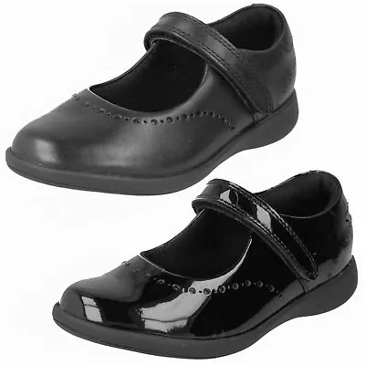 Clarks Girls 'Etch Craft' Black Leather Or Patent School Shoes • £40