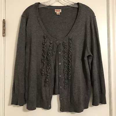 Mossimo Supply Co XL Cardigan Sweater Gray ¾ Sleeves Button Up • $6.50