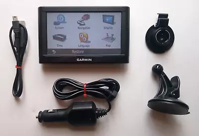 GARMIN Nuvi 55LM 5in. GPS With FREE Lifetime Map Updates • $28.99