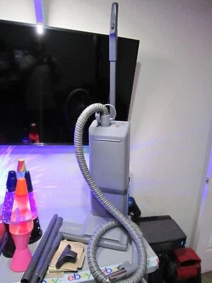 $185 • Buy Working Electrolux Epic Series 3500 SR Dual Motor Upright Vacuum FREESHIP
