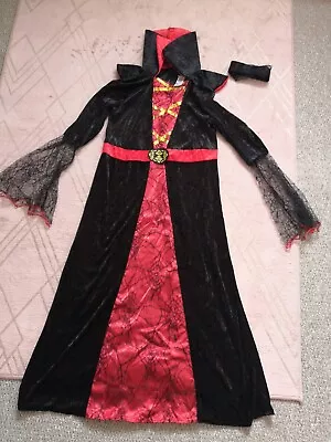 Girls Vampire Costume 12-14 • £3.99