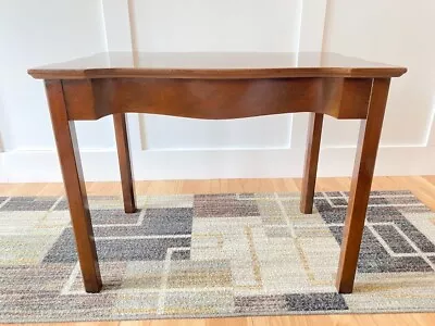 Kittinger Mahogany End Table-Style T136-Labeled And Marked-Original Finish • $550