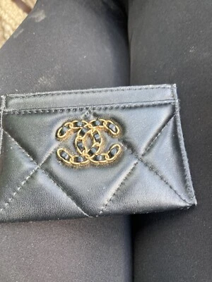 $375 • Buy CHANEL 19 Card Holder
