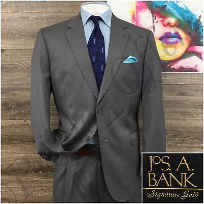 Jos A Bank Mens Suit 2 Piece Set Size 44R Jacket Blazer Pants Wool Two Button • $199