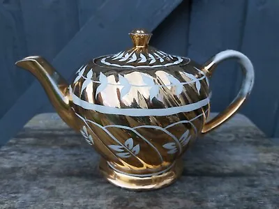 Sadlers Teapot Vintage Gold White Made In England Ceramic • £24.99
