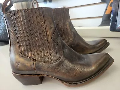 Frye Sacha Chelsea Boot Sz 6 • $58