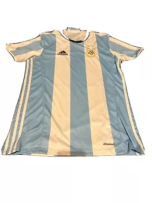 Argentina Medium Adult Home International Football Shirt 2018 Season.  • £22