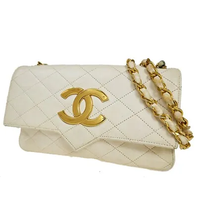 CHANEL CC Logo Matelasse Chain Shoulder Bag Leather White GHW Vintage 694RJ225 • $1780