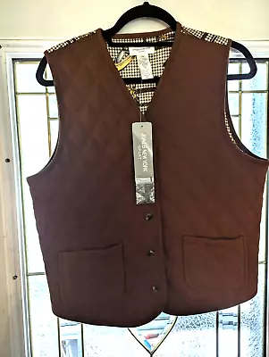 Jones New York Sport Men's Medium Brown Vest With Design NWT • $24.90